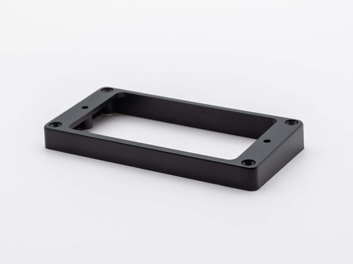 エスカッション フラットR Black