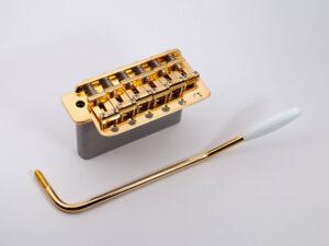 ST Tremolo Old Type (Steel Block) Gold