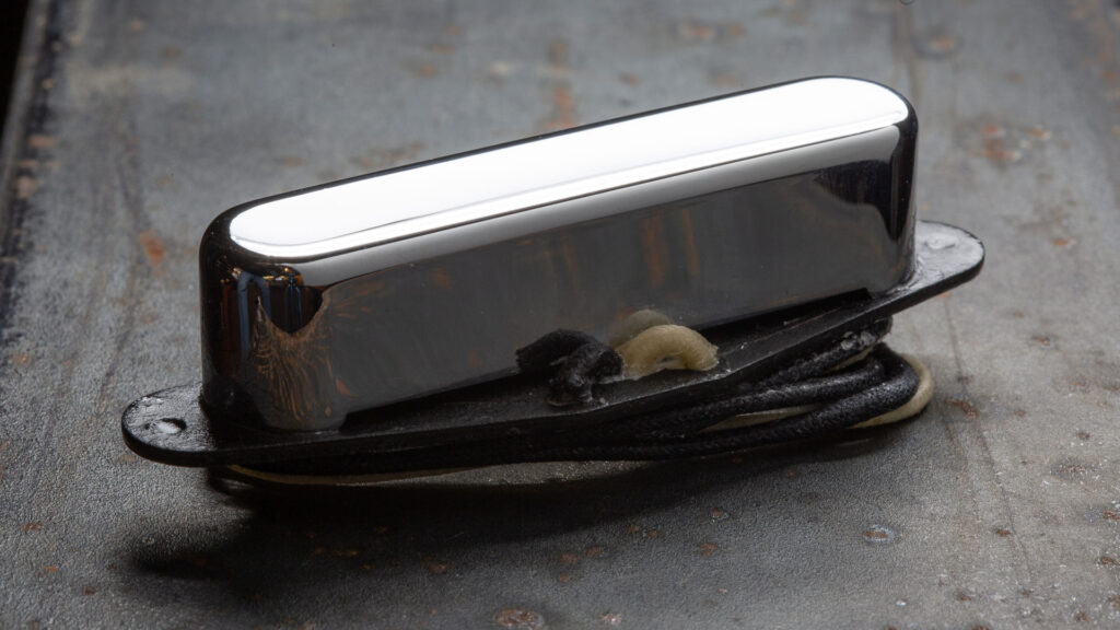 ANTIQUITY™ RETROSPEC'D Tele