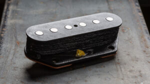 ANTIQUITY™ RETROSPEC'D Tele
