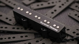 70/74 Jazz Bass 5 String