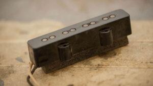 ANTIQUITY™ Jazz Bass
