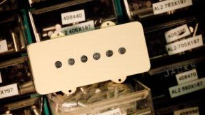 Humbucker under Jazzmaster