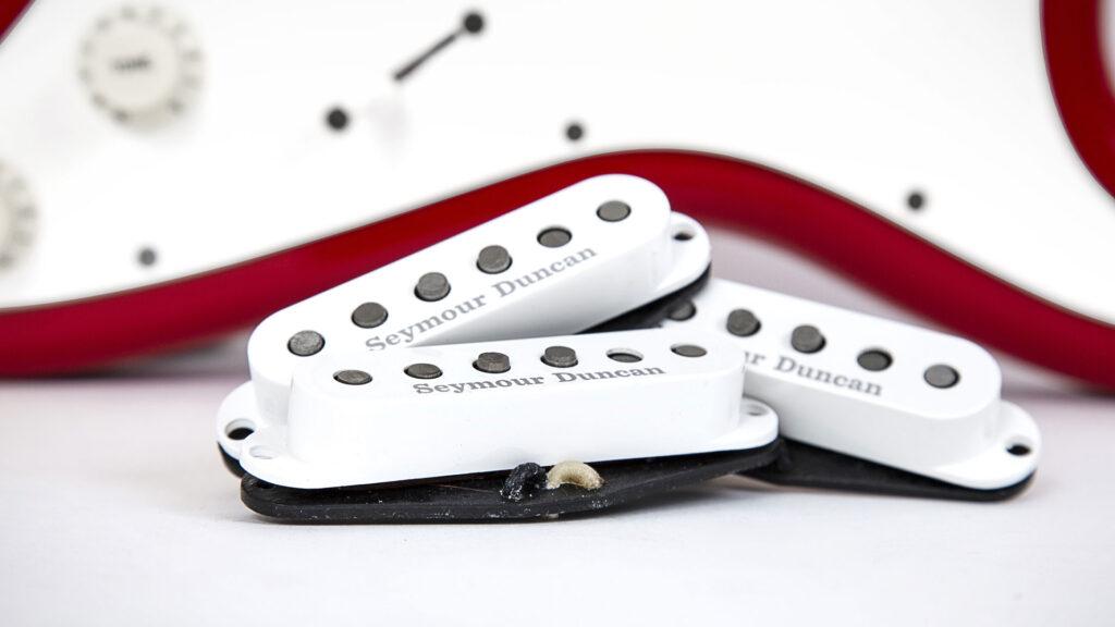 Scooped Strat