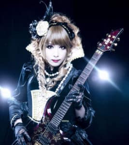 HIZAKI