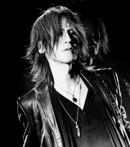 SUGIZO